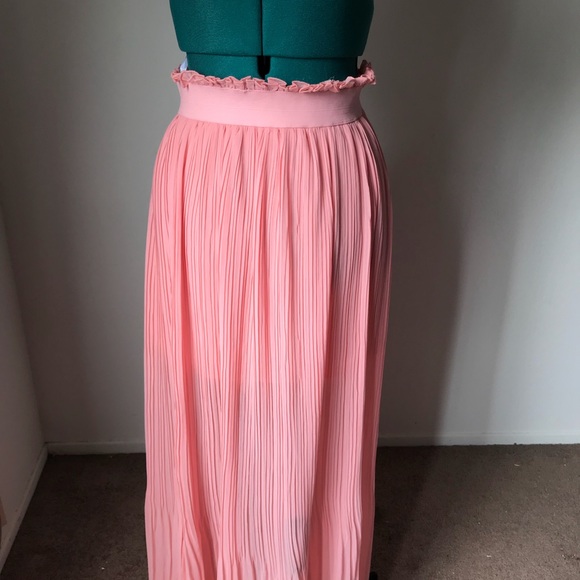 SOLDStunning long flowey coral thick pleated skirt - Picture 2 of 6